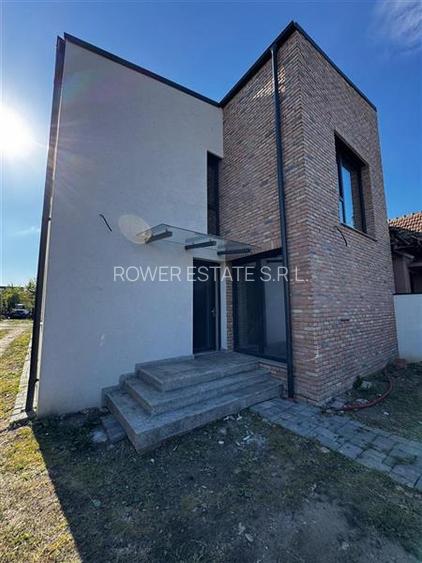 Casa Individuală Parter +Etaj ,166 mp utili, teren 450 mp situata in Somese - 2