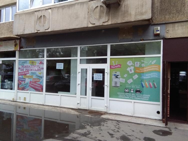 Spatiu comercial , stradal statie metrou Pacii