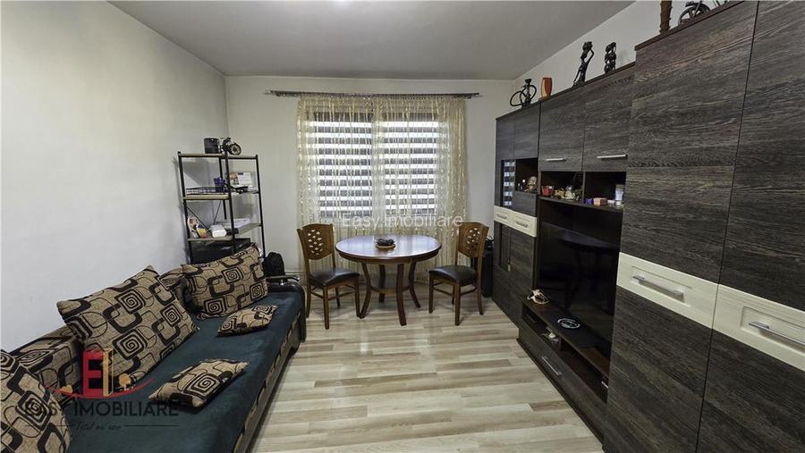 Apartament 3 camere si 2 bai, str. Livezeni , Tudor, 67 mp ,  bloc izolat - 3