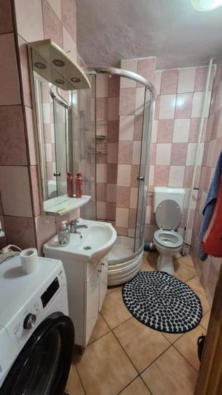 4 Camere Crangasi ,5 minute de Metrou
