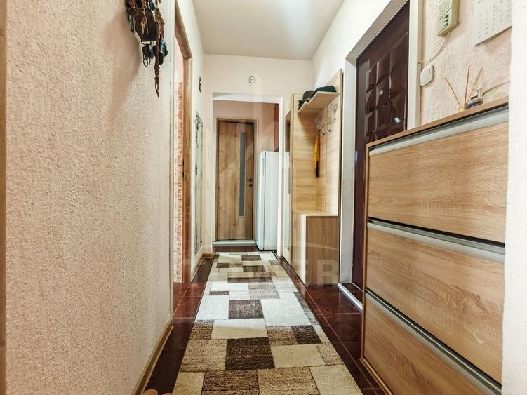 Apartament de 2 camere decomandate situat pe Bulevardul Mihai Viteazul,