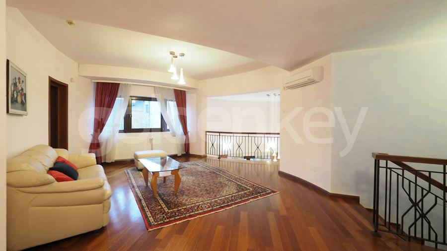 Vila spatioasa cu 1350mp teren