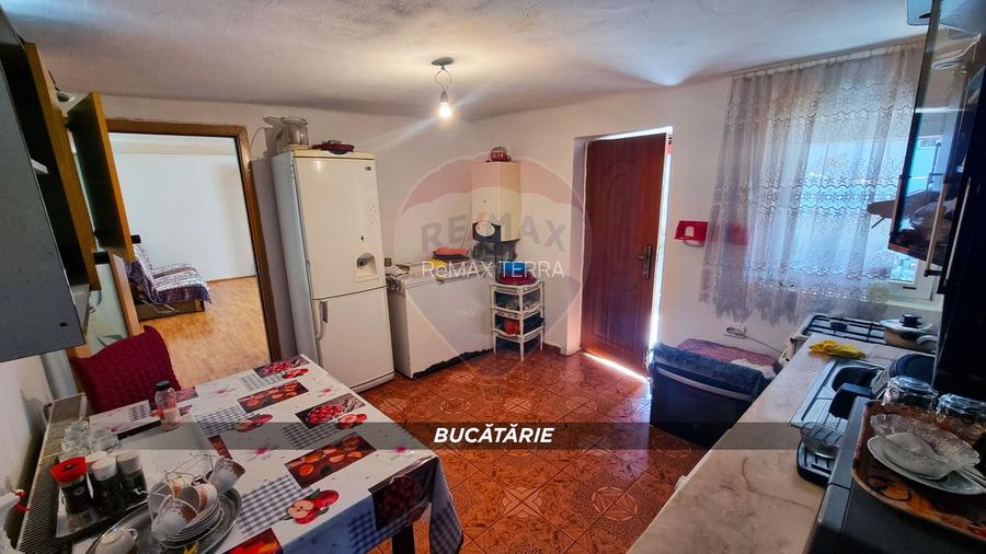 Casa de vanzare in Borlesti, Pomi | 37 ari teren | Comision 0% - 12