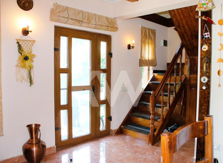 Casa noua+Casa batraneasca,Teren 7800 mp cu livada de 400 pruni, Comision 0%