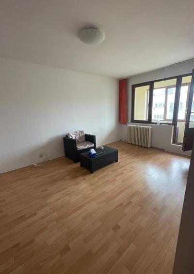 Tineretului,Metrou  parc,DECOMANDAT,renovat recent ,balcon inchis,AC,LIBER