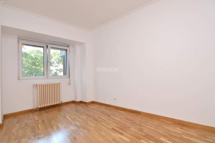 VANZARE APARTAMENT 4 CAMERE UNIRII – SPLAIUL UNIRII - 23