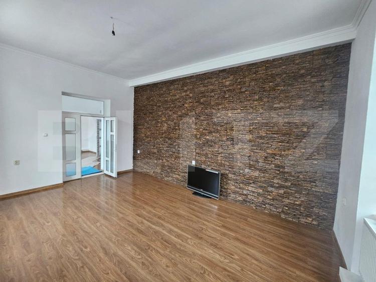 Casa de vanzare in centru orasului ideal ca si spatiu comercial