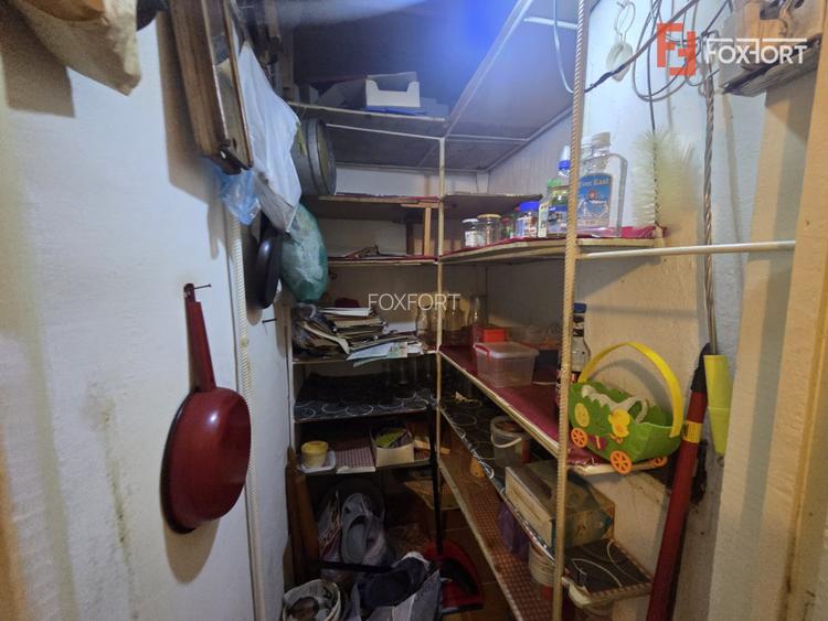Apartament cu 4 camere, etaj 5/8, zona Micalaca - 13