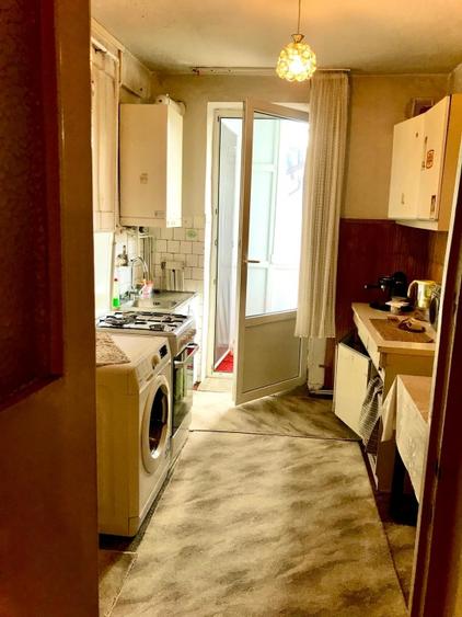 Apartament 3 camere,decomandat