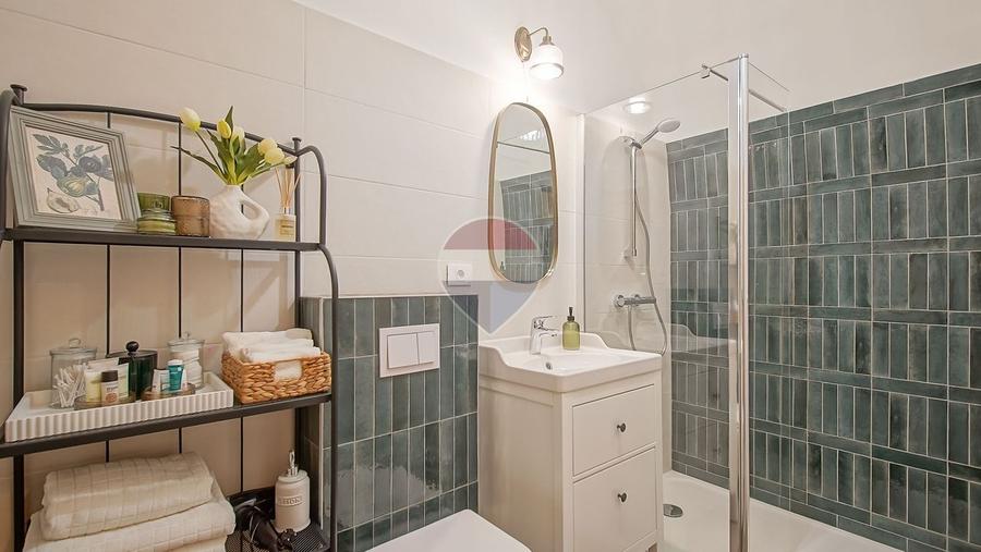 2 CAMERE NOU RENOVAT | TERASA SI GRADINA, PIVNITA | CENTRUL ISTORIC