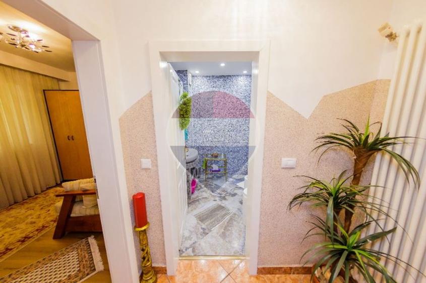 APARTAMENT - de VANZARE