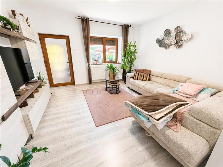 Casa individuala cu teren de 1.480 mp in Dumbravita