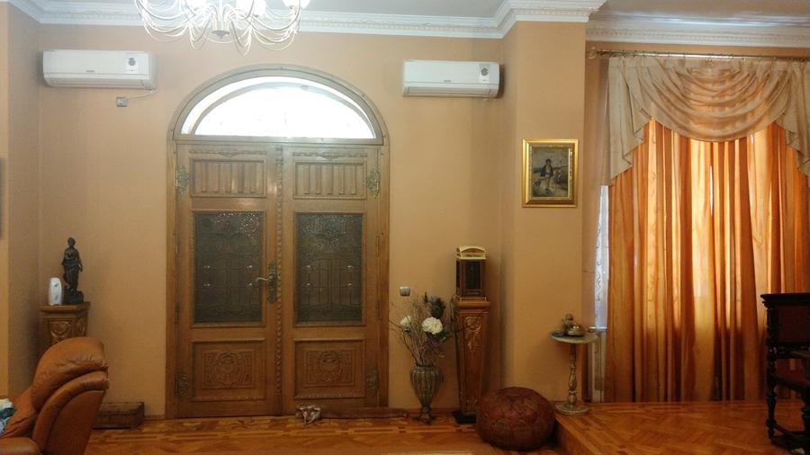 Casa impresionanta de vanzare Cotroceni, teren 680 mp, renovata, garaj dublu