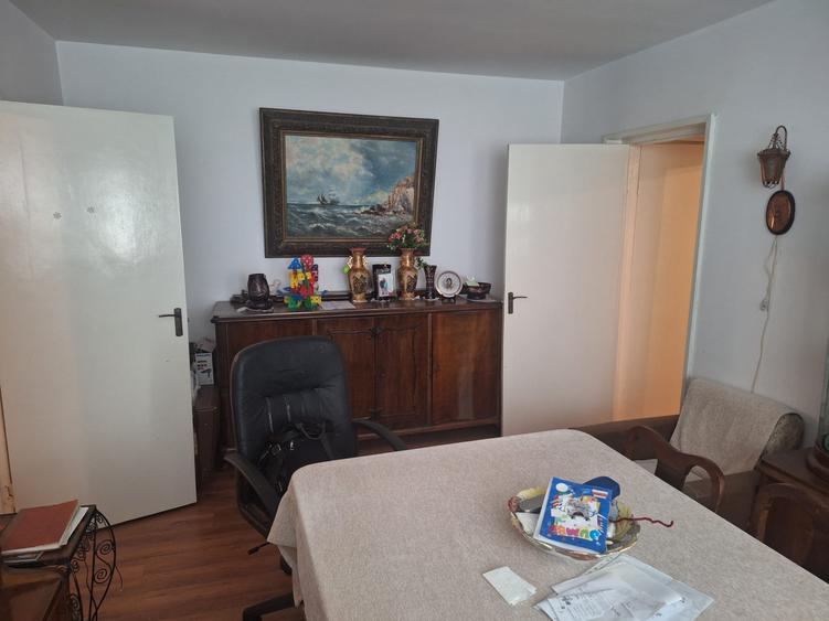 Militari-Complex Apusului, 2/10, 54 mp., bloc reabilitat, loc parcare