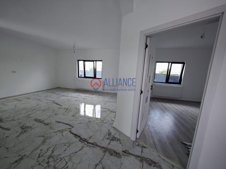 Valu lui Traian - Casă 3 camere teren 411 mp