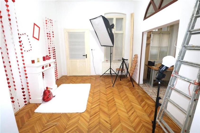 Apartament 3 camere  , centrala proprie , Central - 3