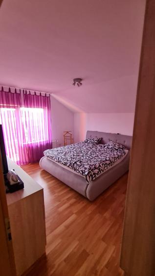 Giroc - Casa individuala cu garaj de 80 mp