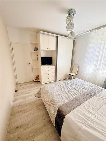 Apartament cu 2 camere si 60 mp in Tractorul, Brasov