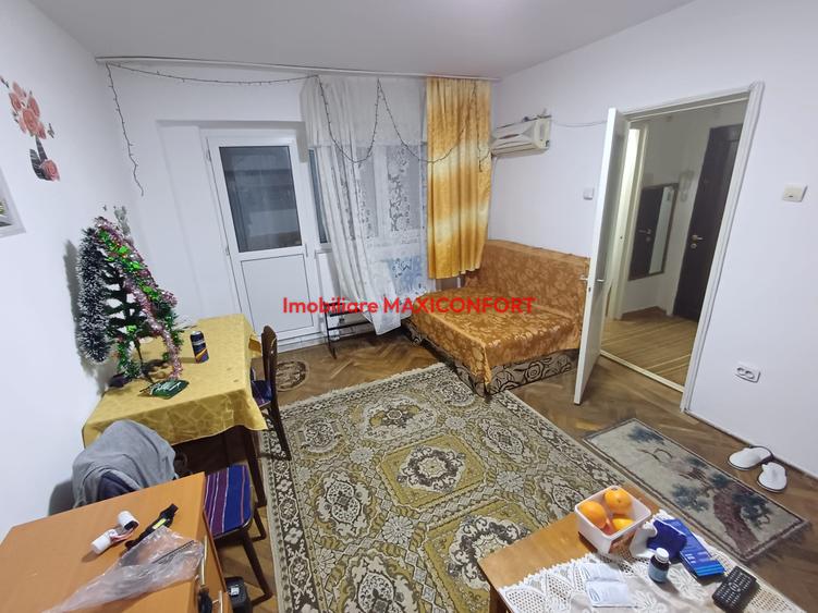 Vanzare garsoniera, zona Obor-Imobiliare MAXICONFORT