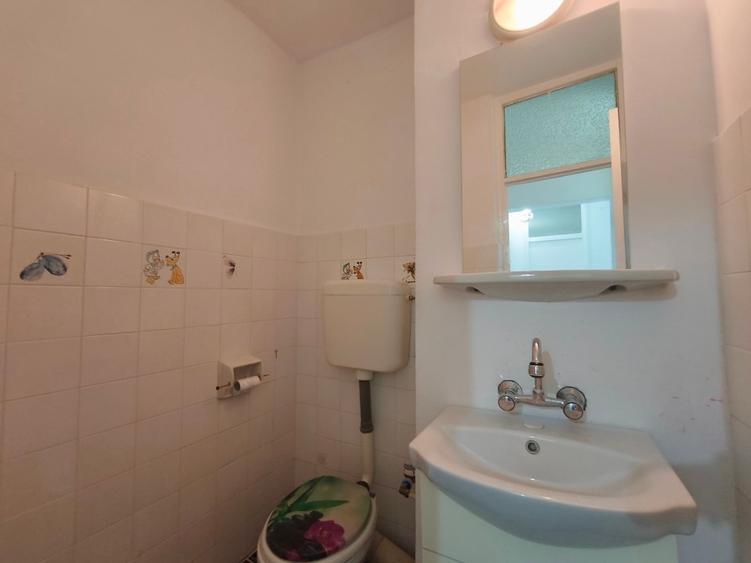 Apartament 3 camere,decomandat,centrala proprie,Alfa