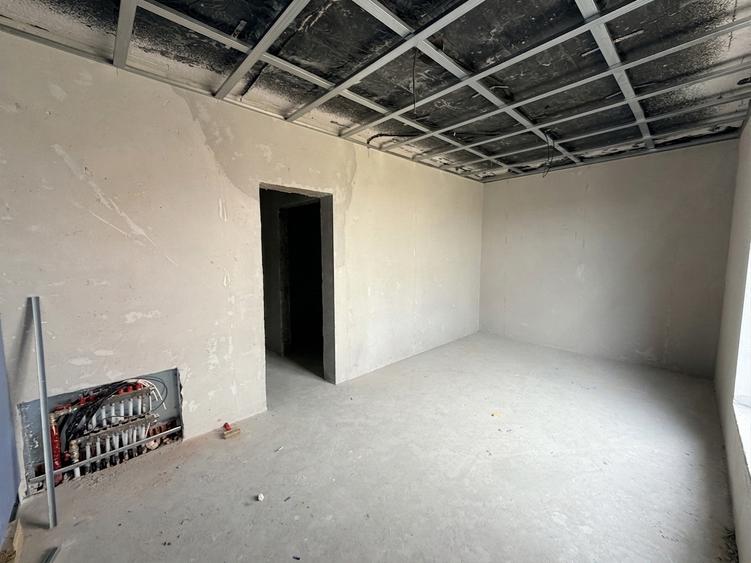 Duplex 4 camere - 3 bai - izolat fonic - aproape de Kaufland