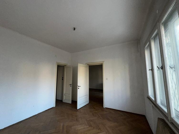 ARMENEASCA - Carol 4 camere 120 mp utili parter cu curte