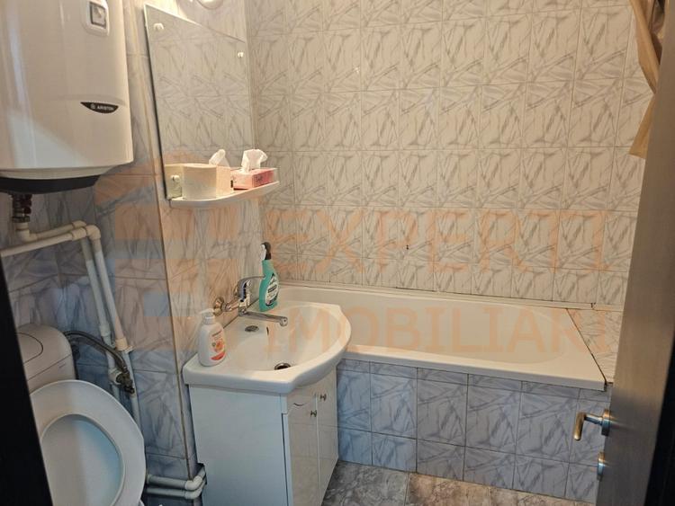 Apartament 3 camere, termen lung, situat in zona Tomis Nord-Constanta