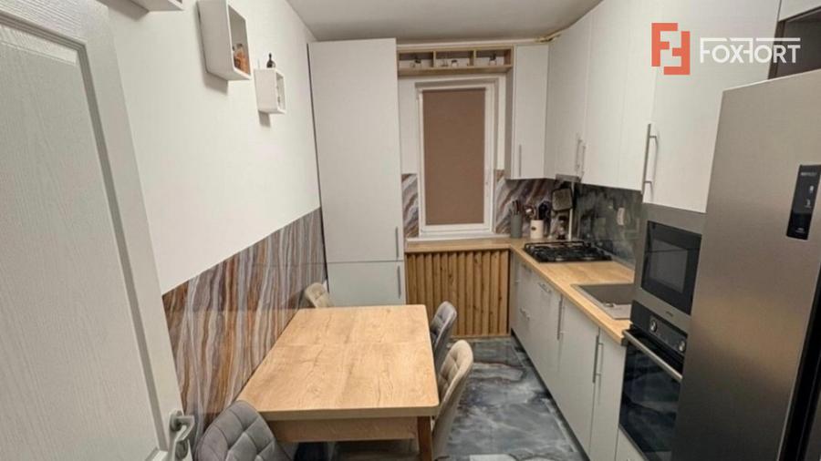 Apartament cu 2 camere decomandat, loc de parcare inclus - zona Giroc