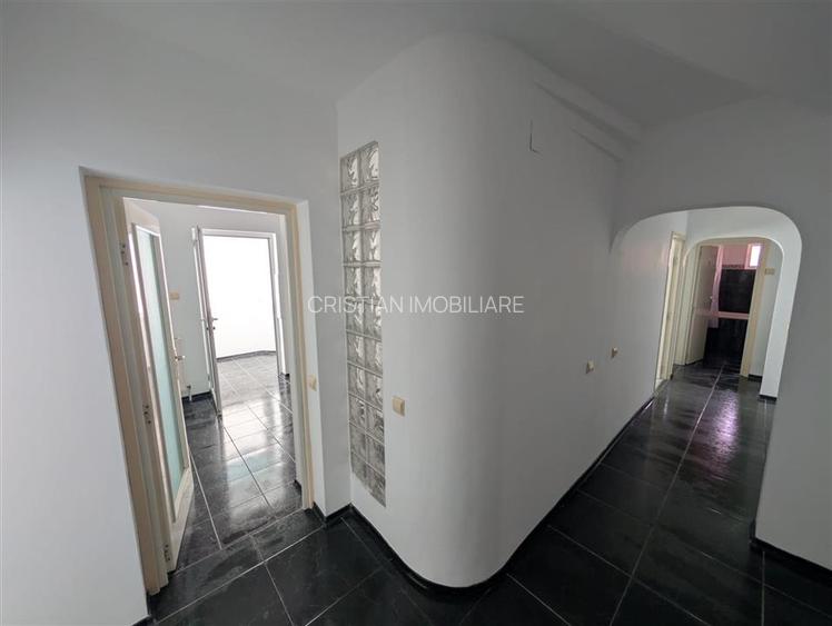 RENOVAT RECENT! AP 3 camere, Calarasi 4, Confort 1, PARTIAL MOBILAT - 12
