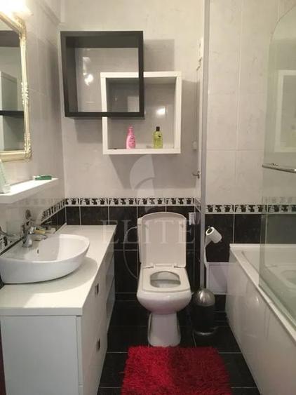 Apartament 2 camere în zona STRAZII BUCURESTI