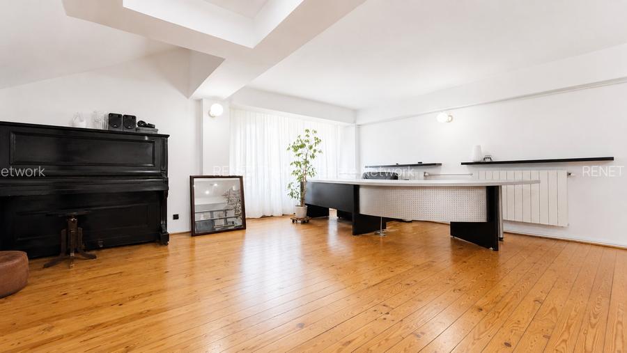 Casă / Vila de vanzare Stefan cel Mare - 380 mp teren - 452 mp utili, Rezidentia - 25