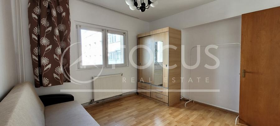 Apartament 3 camere decomandat | Piața Victoriei | Centrală proprie | 2 balcoane
