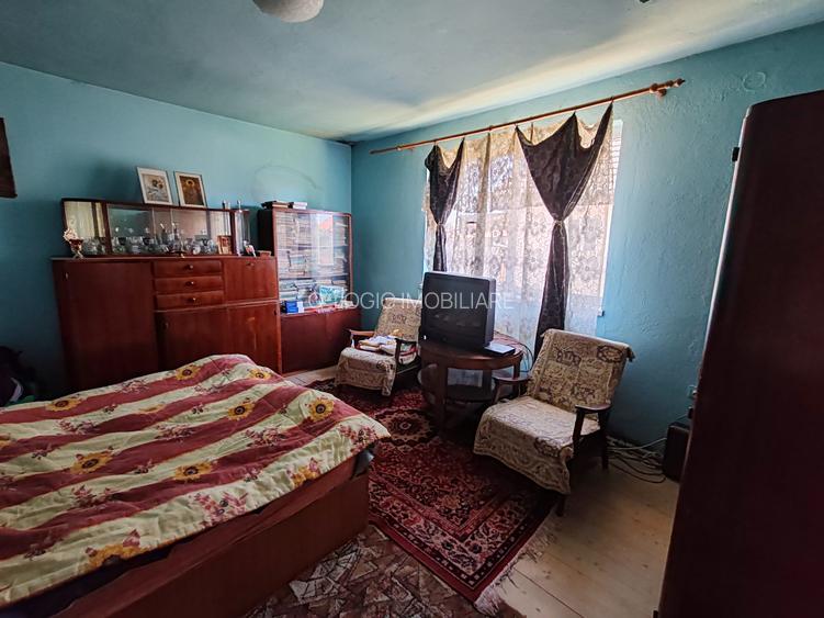Casa 3 camere libera la vanzare TARLUNGENI - 3
