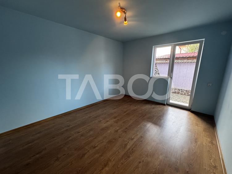 Casa compusa din doua apartamente 116 mpu si teren 250 mp Selimbar
