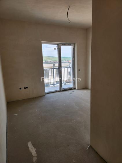 Casa tip cvatruplex,4 camere, mp teren, Zona Terra - 6