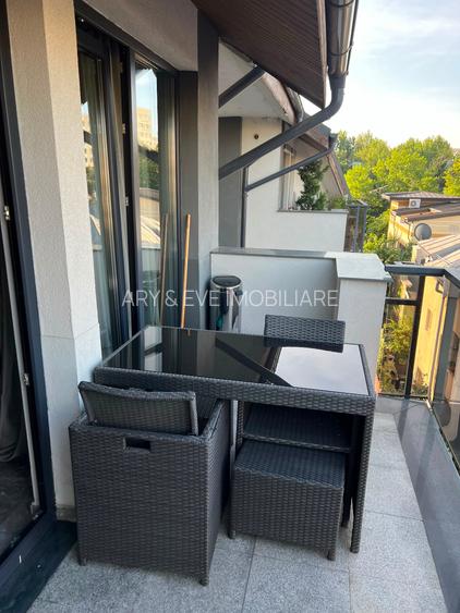 Eleganță Atemporală: Duplex Exclusiv de 200 mp, Complet Amenajat Premium, Garaj