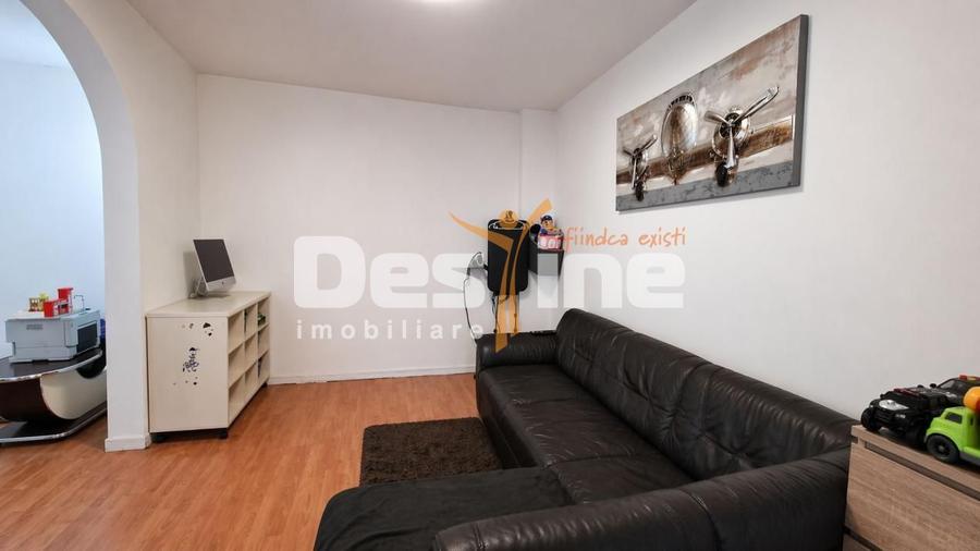 🏡 Casă individuală + garaj