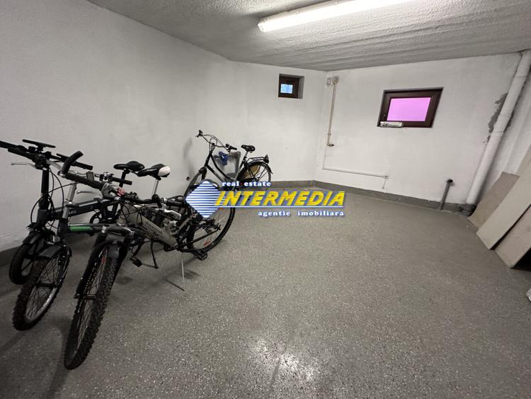 Spatiu Comercial + Apartament in Alba Iulia, Zona Cetate Kaufland