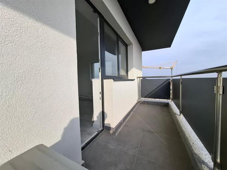 Apartament 1 camera de vanzare in Iasi, Galata, 46.72 mp, baie cu geam, etaj int