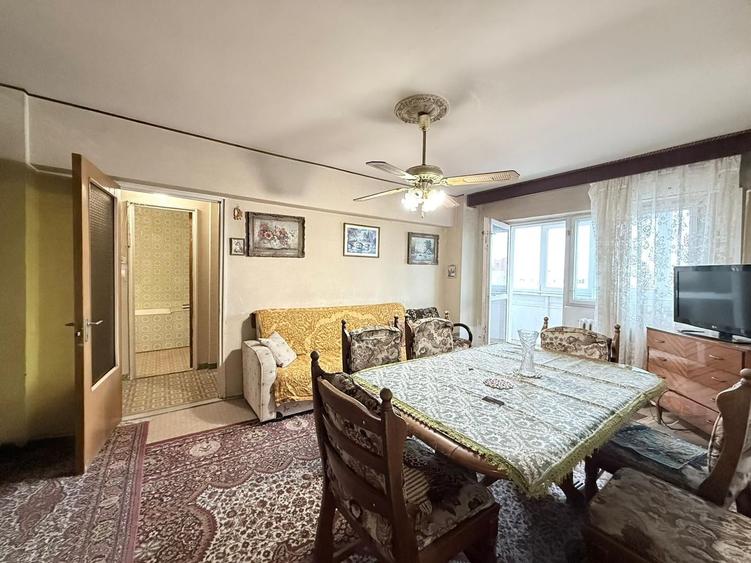 3 camere | Teiul Doamnei | Bloc din 83 | Reabilitat