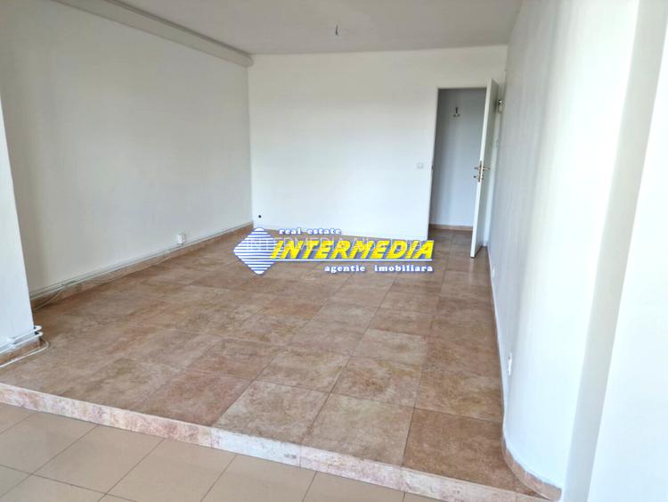 Spatiu comercial 42 mp. de inchiriat Cetate Alba Iulia finisat si contorizat - 5