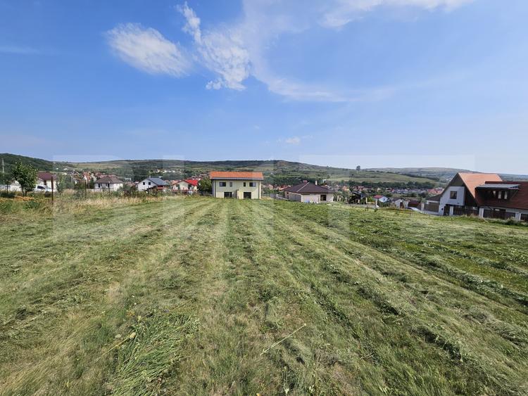 Terenul perfect! 1705 mp, pentru un duplex si o casa individuala, Chinteni!