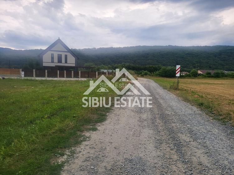 Teren intravilan de vanzare aflat la 15 km de Sibiu - 4