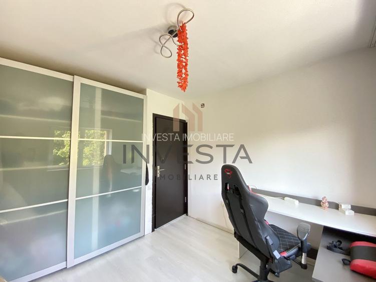 Apartament 3 camere decomandat cu balcon si parcare, zona Gruia - 10