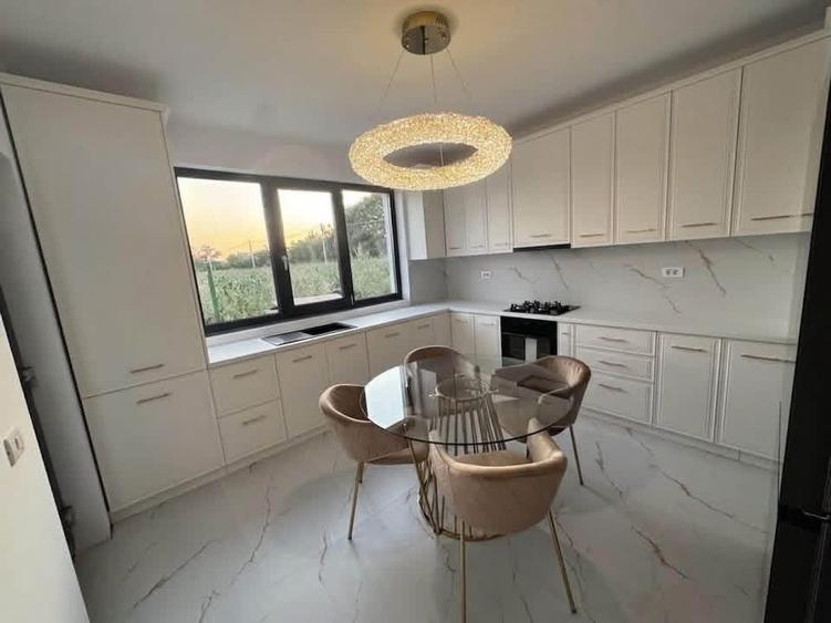 Casă nouă 4 camere Bolintin Vale – încălzire în pardoseală, teren 320 mp, terasă