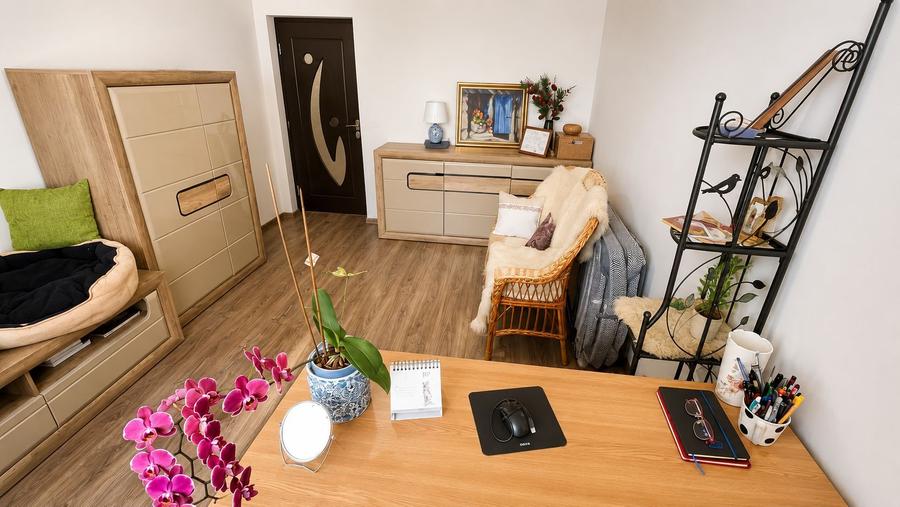 Apartament Modern De Vanzare | 2 Dormitoare | Parcare | Balcon x 2 | Etaj 2/3