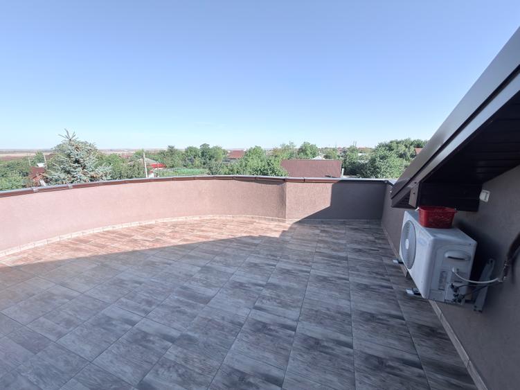 Casa la cheie in Catamaresti Deal zona RAR
