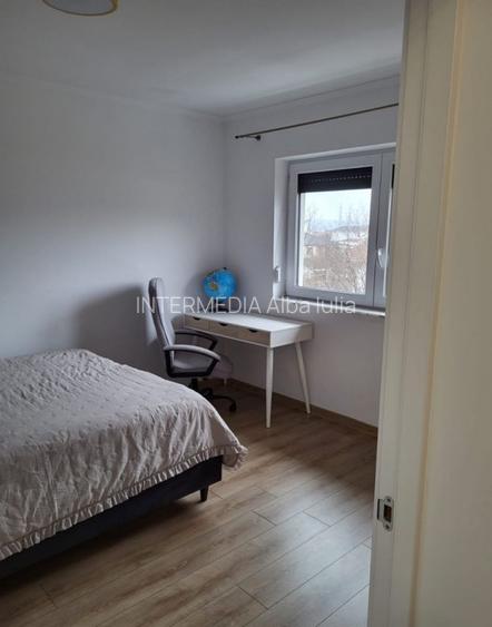 Casa noua de vanzare 4 camere in Alba Iulia zona foarte buna - 4