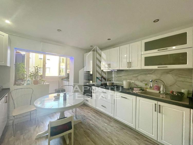 Apartament 3 camere -  zona Uta