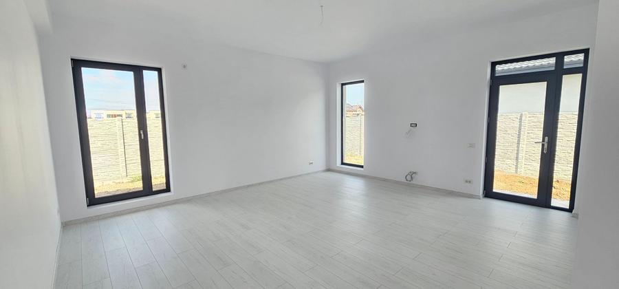 Casa 4 Camere | Panouri fotovoltaice